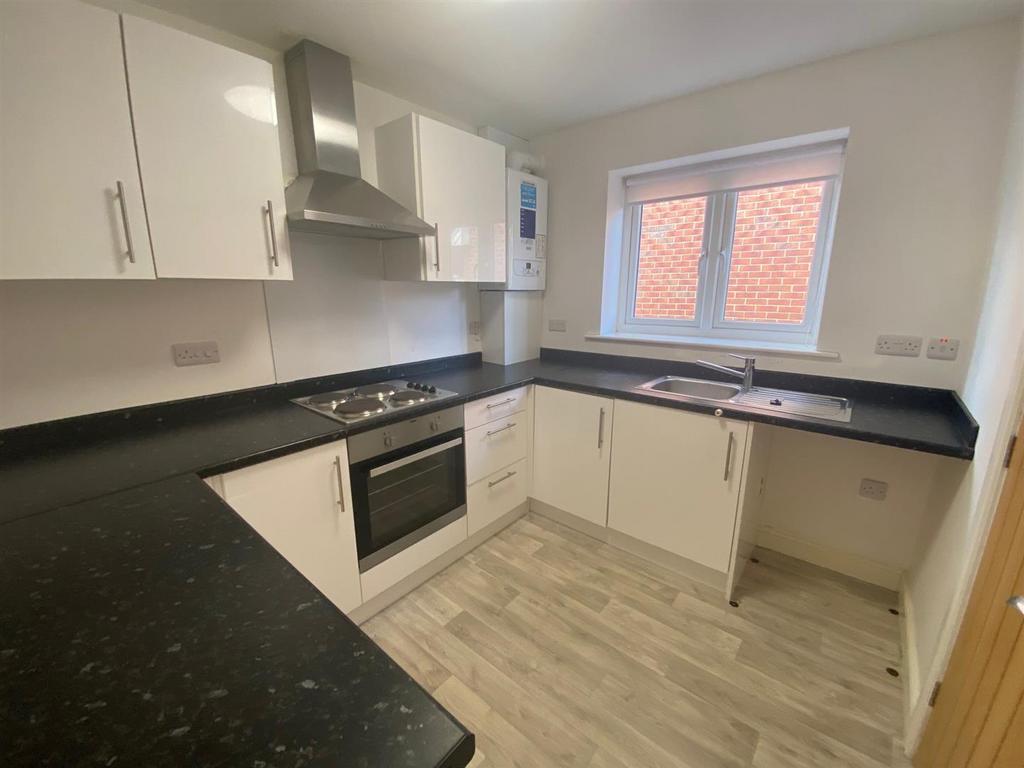 Flat 4 10.jpg