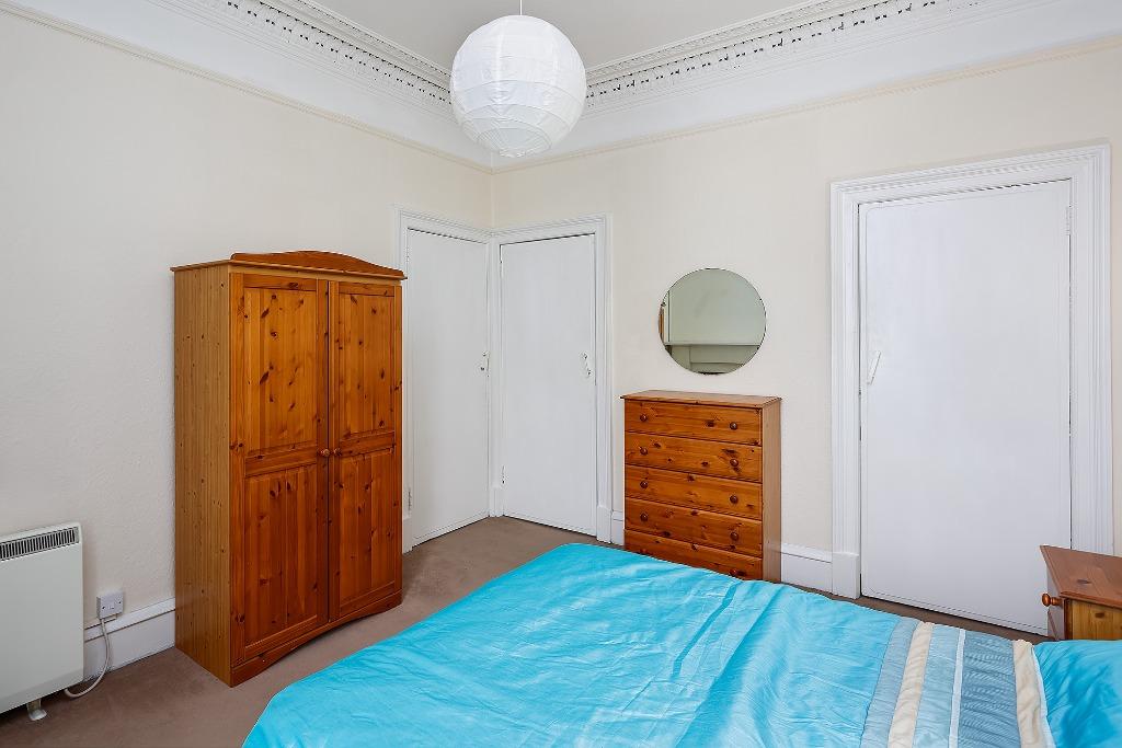 Apartment in Edinburgh - View 5