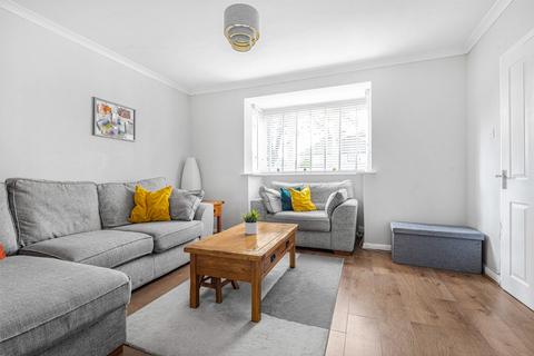 88 Brookside Avenue, Ashford, TW15 3LY