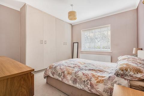88 Brookside Avenue, Ashford, TW15 3LY