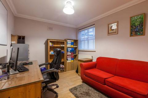 2 bedroom flat for sale, Camberwell New Road,, Camberwell, London, SE5