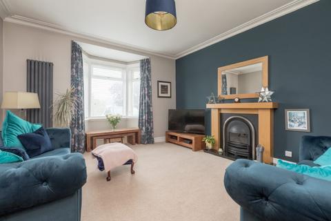 3 bedroom detached bungalow for sale, 2 House O’Hill Green, Blackhall, Edinburgh, EH4 5DJ