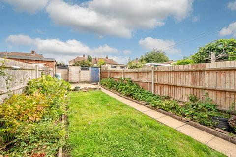 3 bedroom terraced house for sale, Dunster Avenue, Morden, SM4