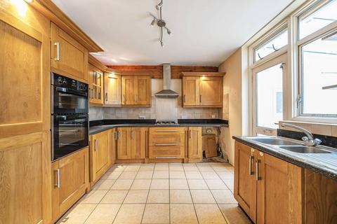 3 bedroom end of terrace house for sale, Hillcote Avenue, Norbury, London, SW16