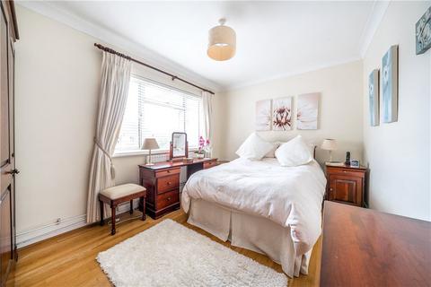 2 bedroom apartment for sale, Nugents Court, St. Thomas Drive, Pinner