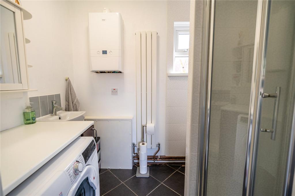Utility/Shower Room