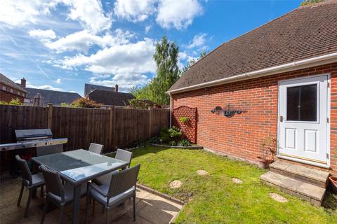 4 bedroom semi-detached house for sale, Wintney Street, Hampshire GU51