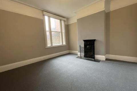 4 bedroom terraced house to rent, Alexandra Road, Wolverhampton