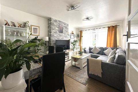 9 Adelphi Gardens, Slough, SL1 2RF