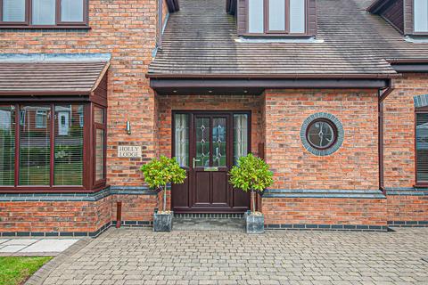 5 bedroom detached house for sale, Vicarage Drive, Uttoxeter ST14