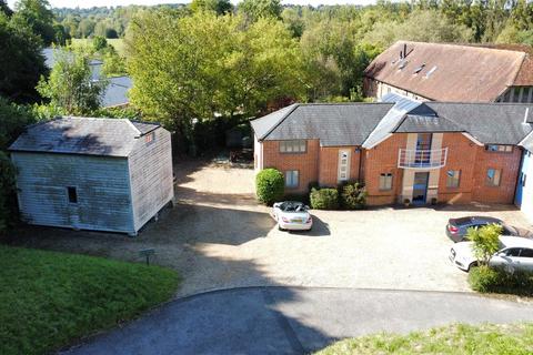 Office to rent, Church Lane, Twyford, Winchester, Hampshire, SO21