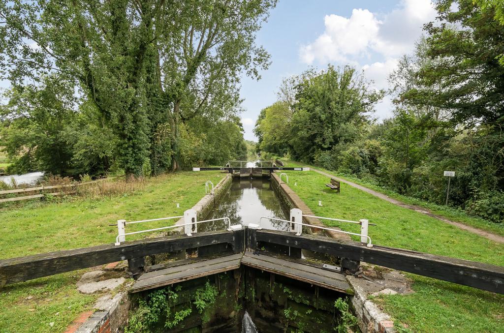 Kennet &amp; Avon Lock