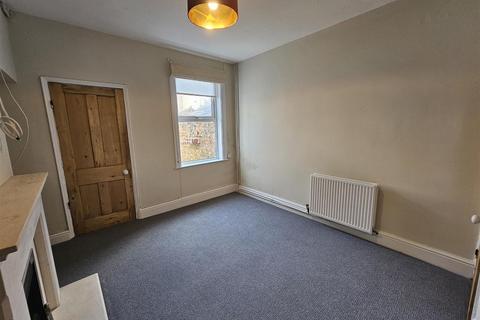 2 bedroom terraced house to rent, Curzon Terrace, York