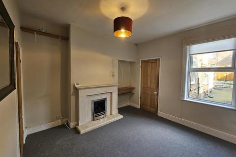 2 bedroom terraced house to rent, Curzon Terrace, York