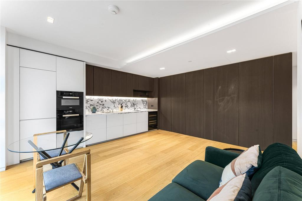 Reception/Kitchen