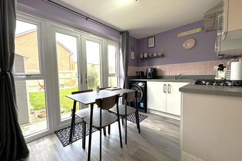 2 bedroom semi-detached house for sale, Halifax Road, Fernwood, Newark