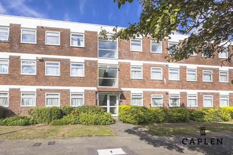 2 bedroom apartment to rent, Poplar Way, Ilford