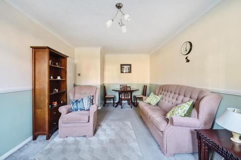 2 bedroom flat for sale, West Lodge, 23 Stainbeck Lane, Leeds LS7