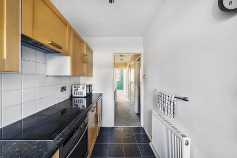 2 bedroom flat for sale, West Lodge, 23 Stainbeck Lane, Leeds LS7