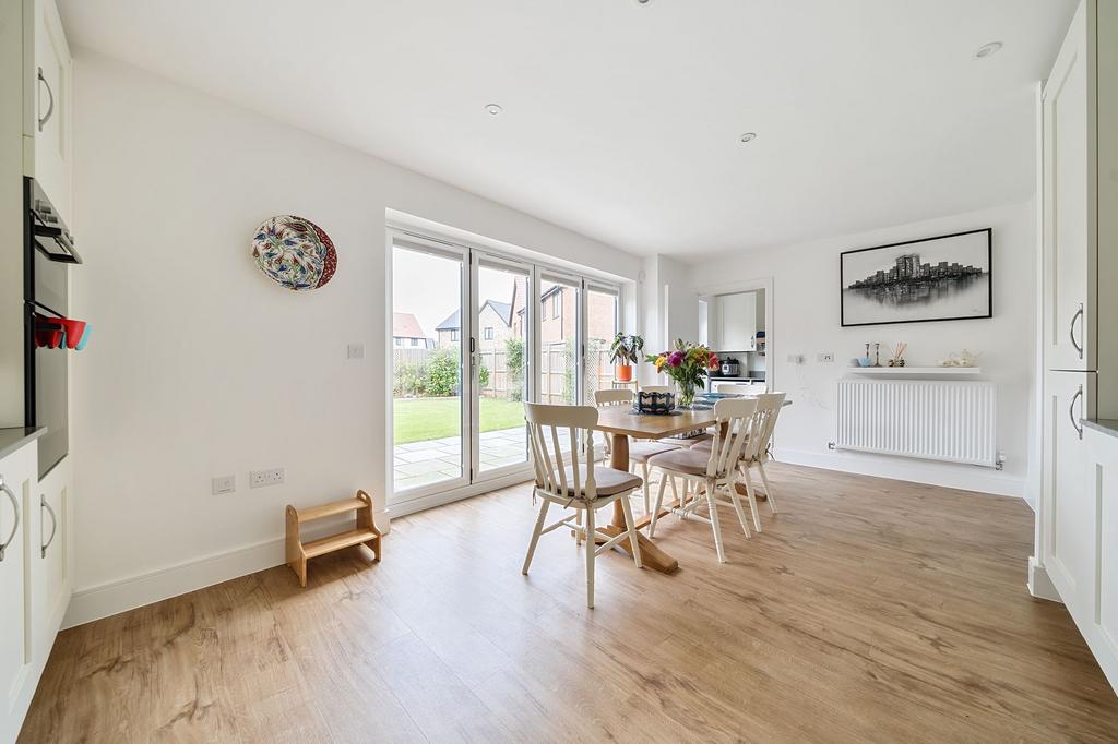 Kitchen/Dining Room (1)