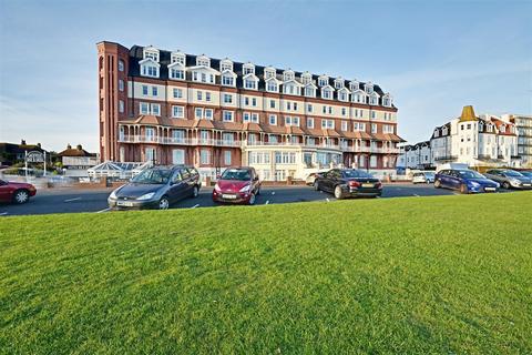 1 bedroom retirement property for sale, De La Warr Parade, Bexhill-On-Sea