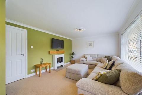 4 bedroom detached house for sale, Maple Road, Bridlington