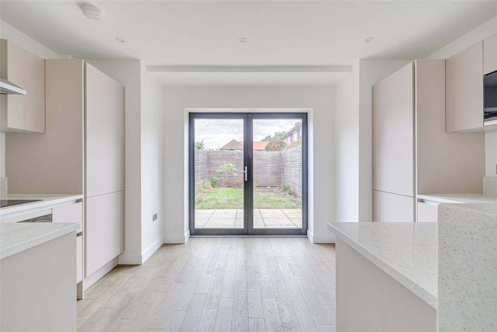 Kitchen Dining Area
