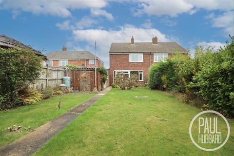 3 bedroom semi-detached house for sale, Hillcrest Gardens, Lowestoft, NR32