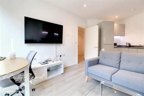 2 bedroom flat to rent, Corsican Square, E3