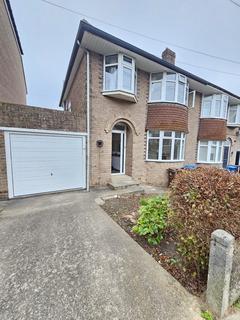 3 bedroom semi-detached house to rent, Barnfield Road, Sheffield S10