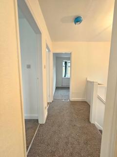 3 bedroom semi-detached house to rent, Barnfield Road, Sheffield S10