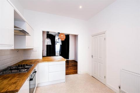 1 bedroom maisonette to rent, Herbert Road, Ilford, IG3