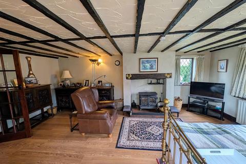 3 bedroom cottage for sale, Woodhill Road, Collingham