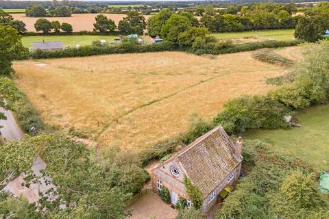 1 bedroom cottage for sale, Foulsham Road, Hindolveston