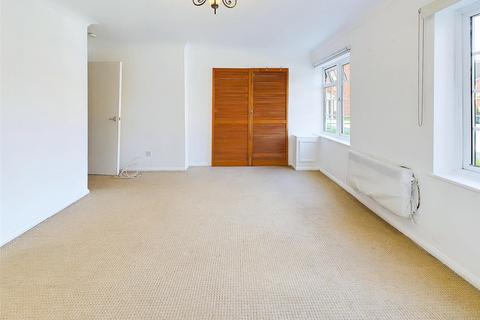 1 bedroom apartment to rent, Strawberry Hill