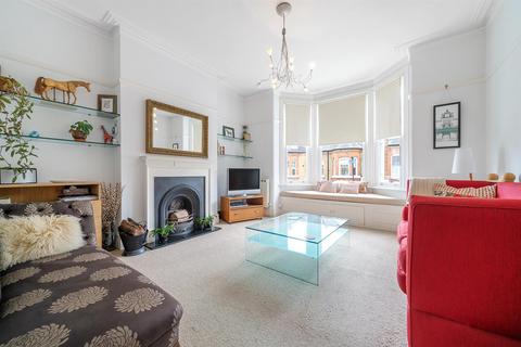 2 bedroom flat for sale, Rosebery Road, London SW2