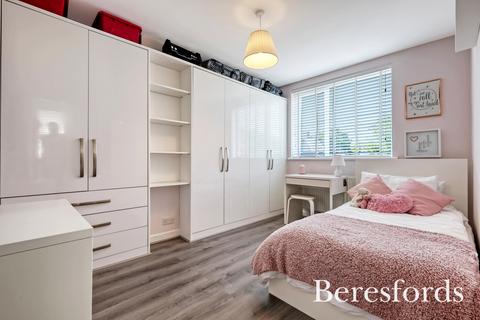 14 Edwards Way, Hutton, Brentwood, CM13 1BT