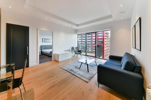 1 bedroom apartment to rent, Modena House, London City Island, London, E14