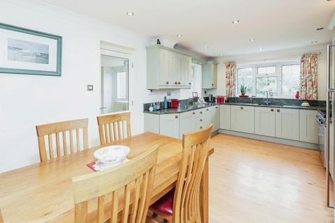 4 bedroom detached house for sale, Bromyard Avenue, Sutton Coldfield