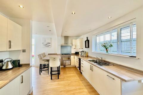 4 bedroom house for sale, Springfield Close, Plymouth PL9