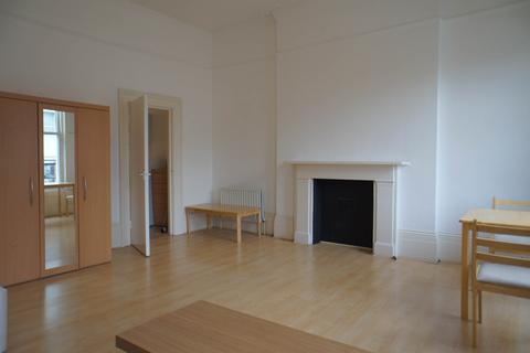 Studio to rent, Pembridge Road, Notting Hill, W11