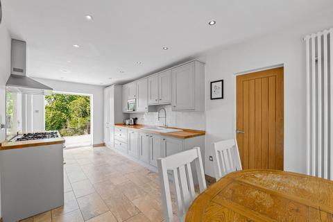 15 Beech Way, South Croydon, CR2 8QR