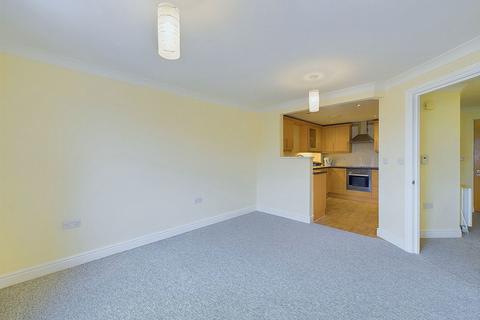 1 bedroom flat for sale, Rotary Lodge, 32, St. Botolphs Road, Worthing, BN11