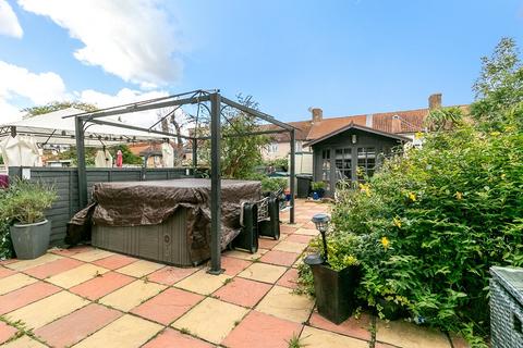 33 Ilfracombe Road, Bromley, BR1 5HB