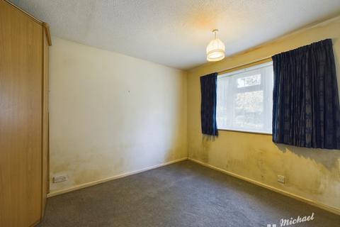 2 bedroom semi-detached bungalow for sale, Garron Close, Aylesbury