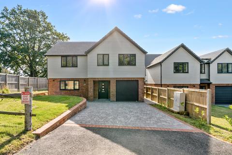 4 bedroom detached house for sale, Hailsham Road, Herstmonceux BN27