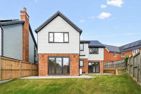 4 bedroom detached house for sale, Hailsham Road, Herstmonceux BN27