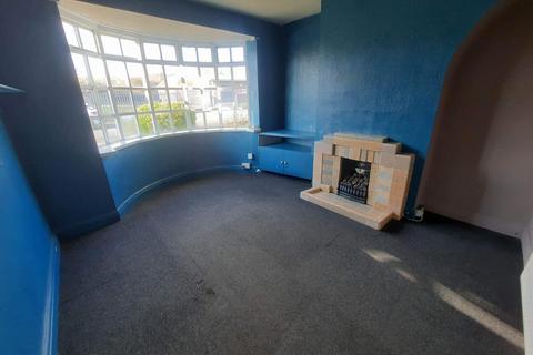 3 bedroom terraced house to rent, Bluebell Road, Cradley Heath B64