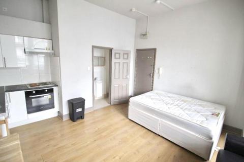 Studio to rent, Glenilla Road,  Belsize Park, NW3