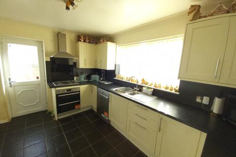 3 bedroom semi-detached house for sale, Penchwintan Road, Bangor LL57